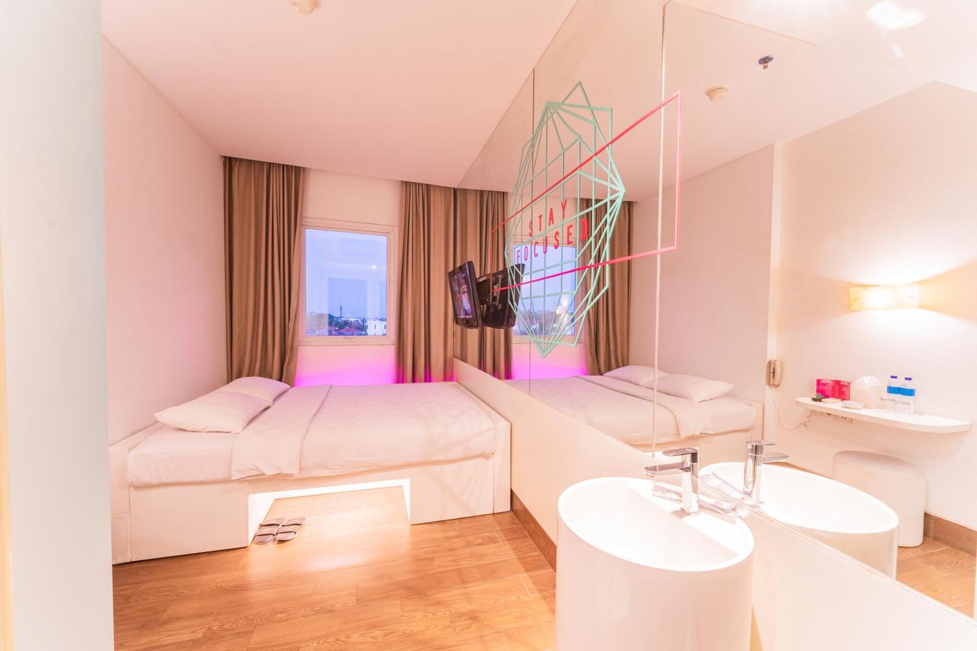 J Icon Hip Hotel Balikpapan  Esterno foto