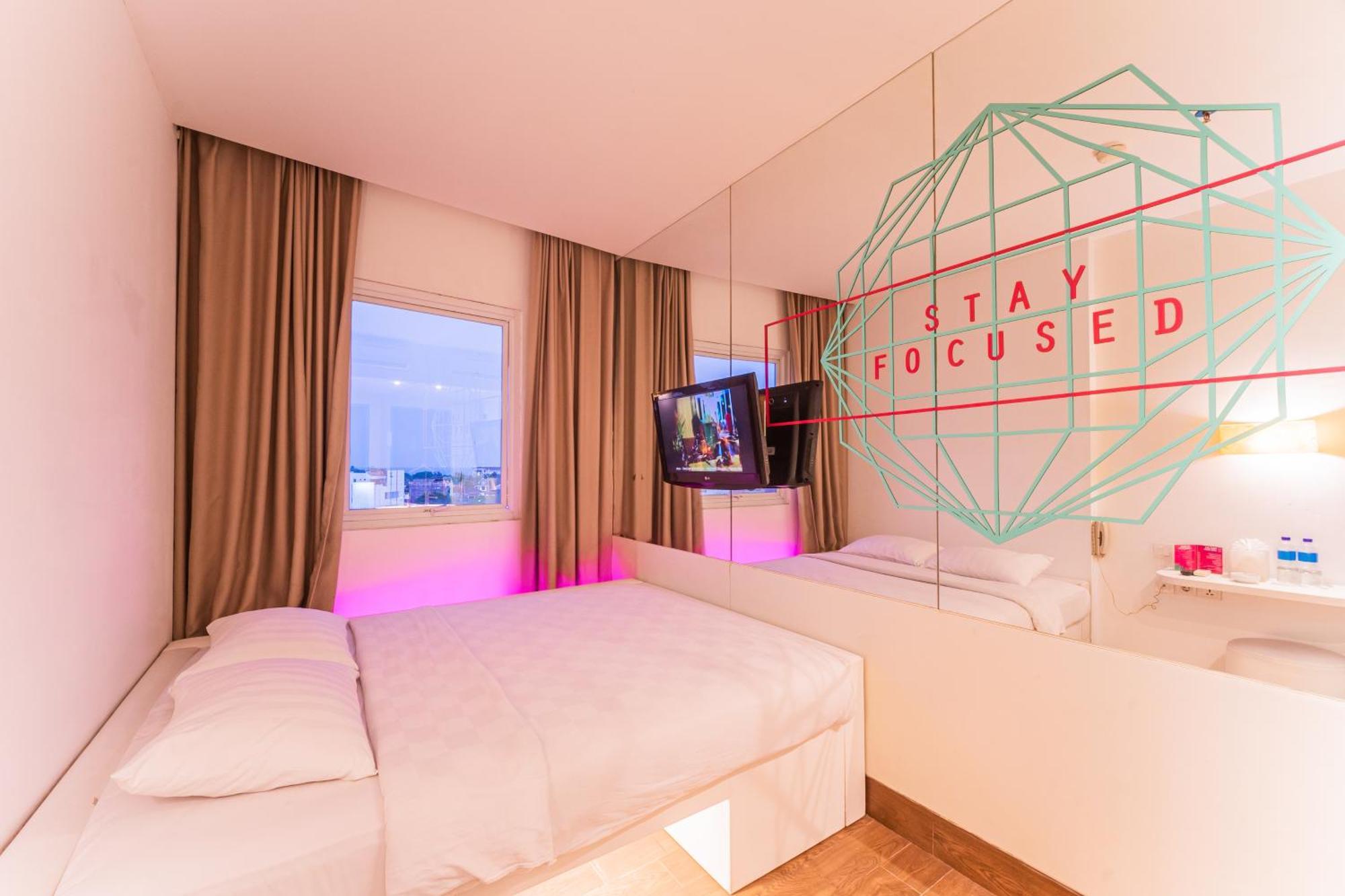 J Icon Hip Hotel Balikpapan  Esterno foto