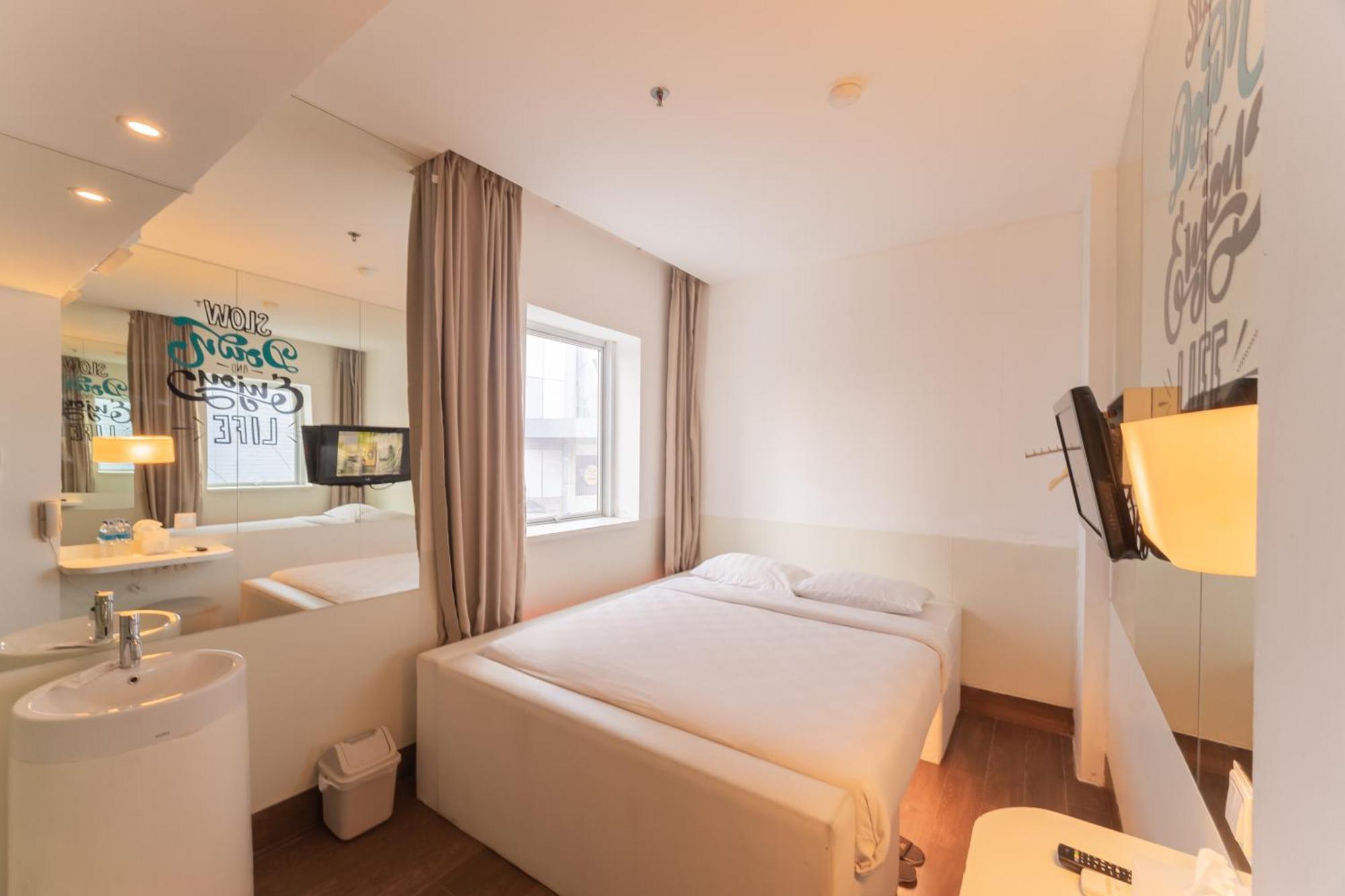 J Icon Hip Hotel Balikpapan  Esterno foto