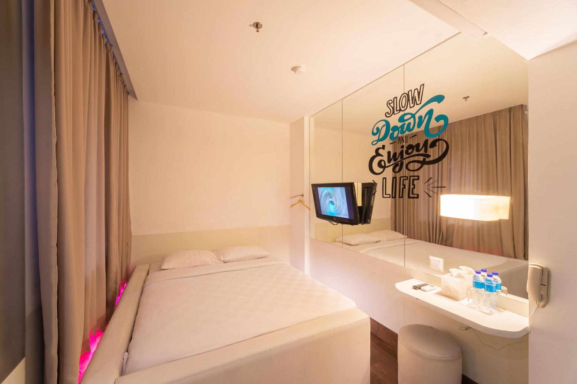 J Icon Hip Hotel Balikpapan  Esterno foto