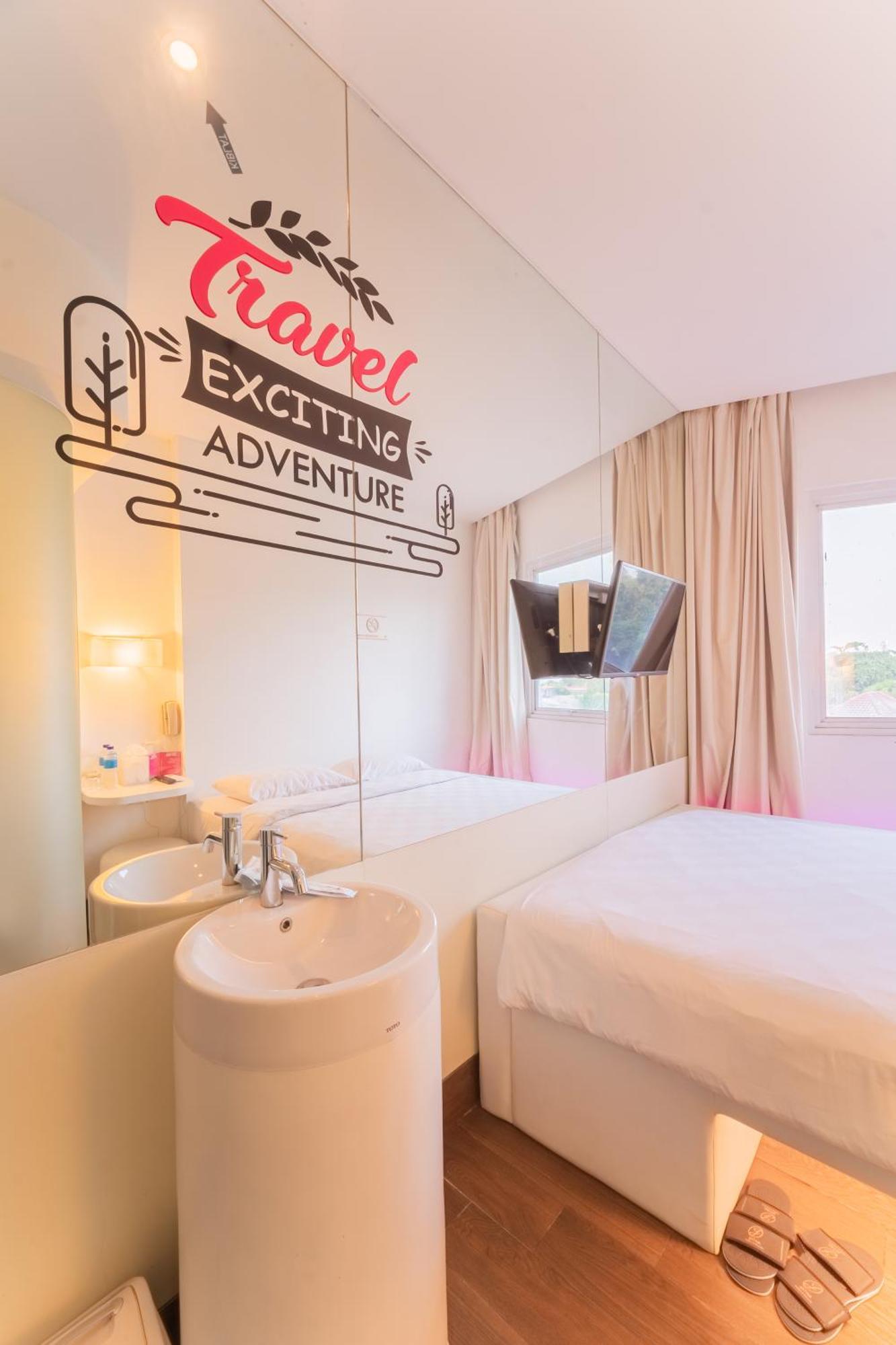 J Icon Hip Hotel Balikpapan  Esterno foto