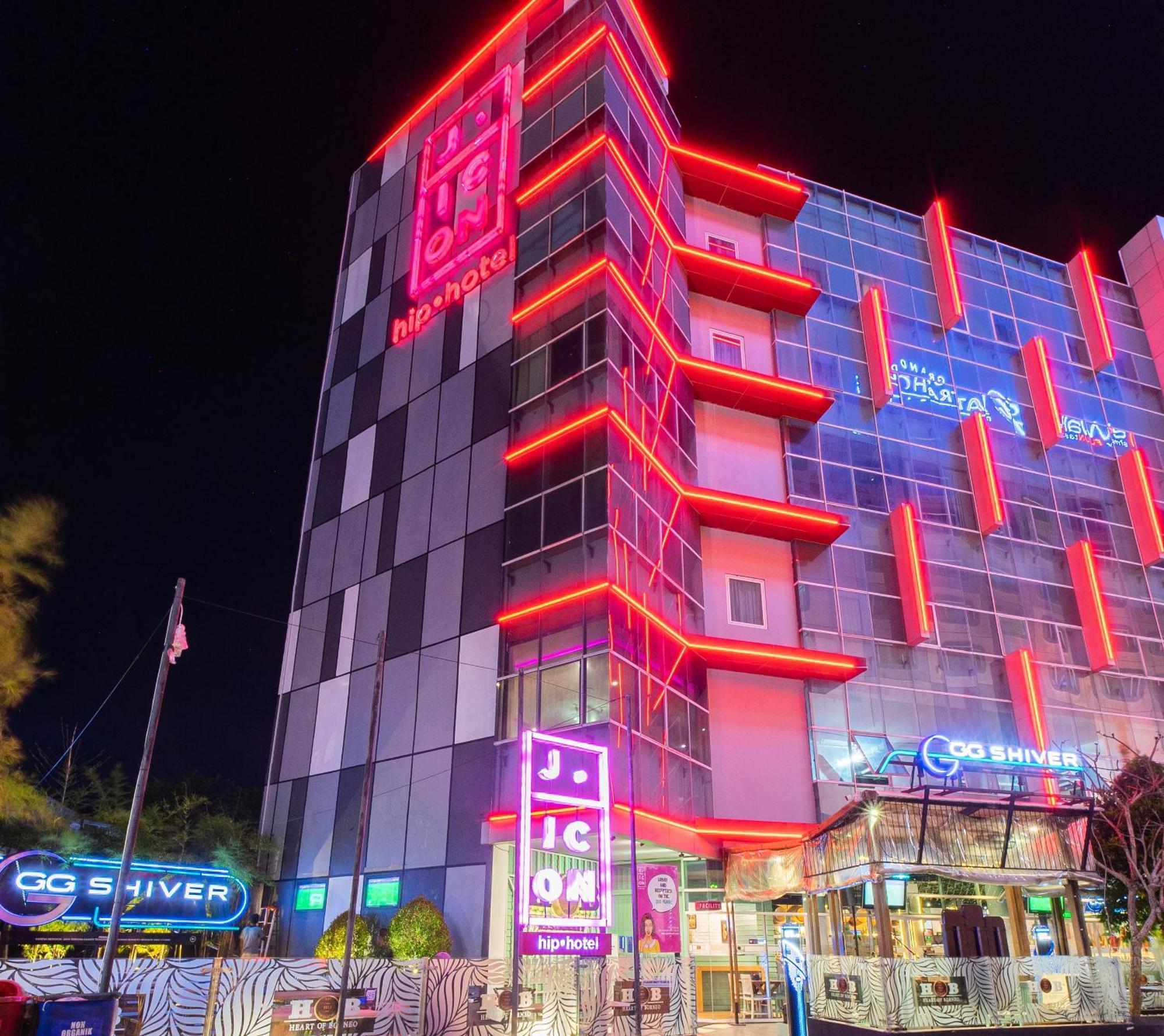 J Icon Hip Hotel Balikpapan  Esterno foto